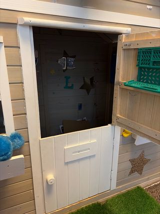 Casita de madera para niños