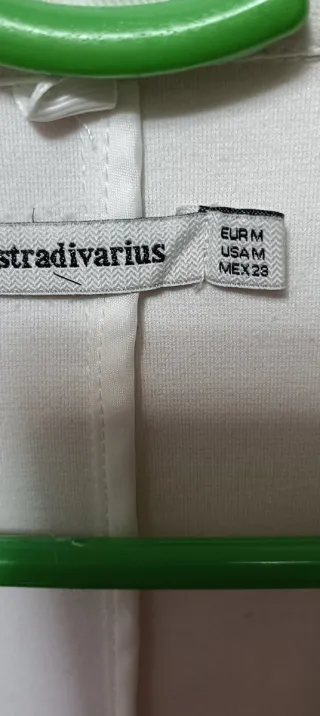 Chaqueta blanca elegante