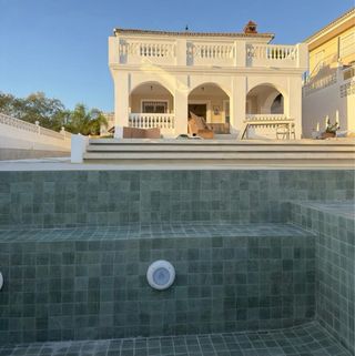 40m2 Azulejos Piscina Sukabumi WOW, verdes