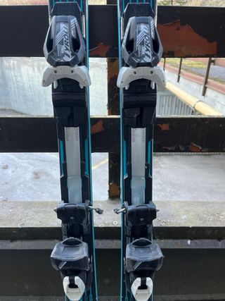 Sci Head E-Race 160cm