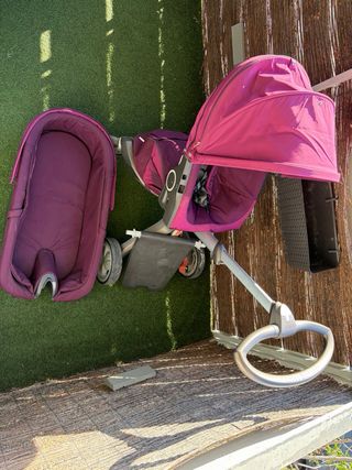 Carrito Stokke xplory con Capazo y Silla