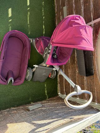 Carrito Stokke xplory con Capazo y Silla