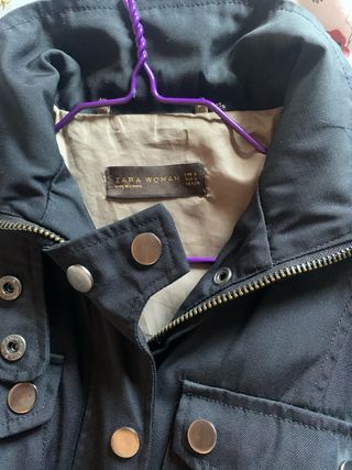 Chaqueta Zara tres cuartos negra