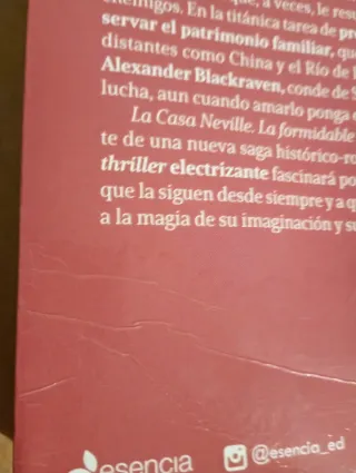 La Casa Neville. La formidable señorita Manon