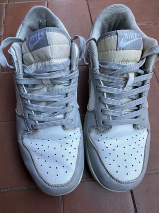 Nike Dunk Low Gris y Blanco