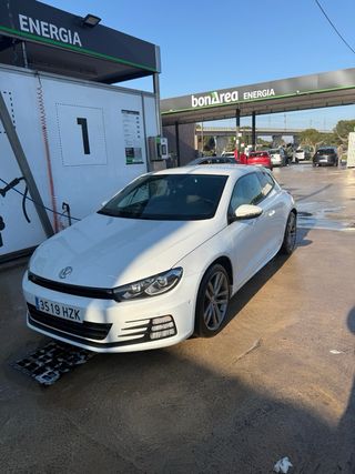 Volkswagen Scirocco 2.0 TSI DSG 180cv