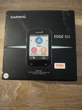 Garmin Edge 820 con accesorios