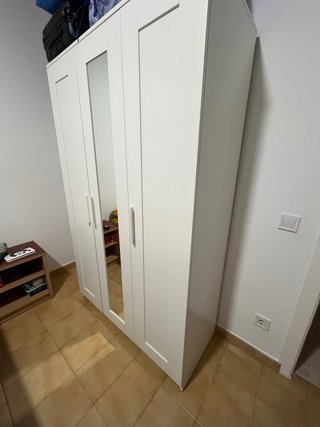Guardaroba bianco Ikea Brimnes a 3 ante