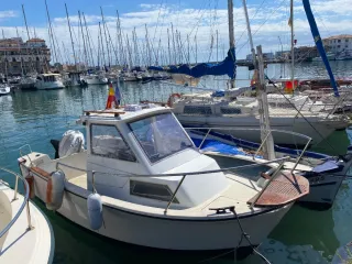 Barco Beneteau Sunday 550