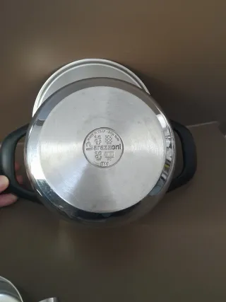 Pentola Barazzoni in metallo e plastica