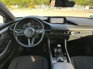 Mazda 3 e-skayactiv-X 186cv