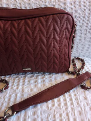 Bolso granate Misako acolchado
