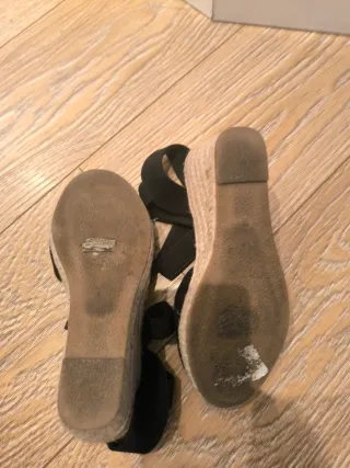 Zapatos cuña esparto negros
