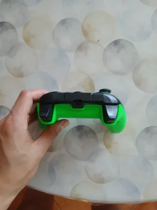 Mando Xbox Negro y Verde