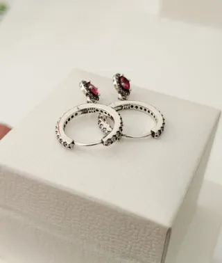 Pendientes de Aro Colgante Rojo  Cereza Brillante