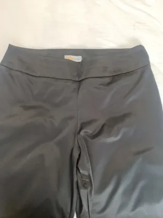 Pantalones raso negros