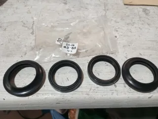Retenes y guardapolvos Yamaha R6