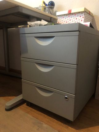 Mesa Escritorio Esquinera Blanca + modulo cajones