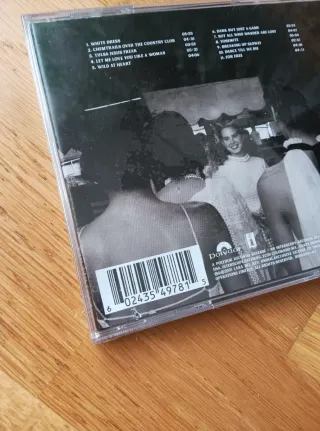 Lana Del Rey Chemtrails Over The Country Club CD