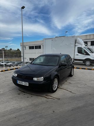 Volkswagen Golf 2003