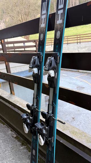 Sci Head E-Race 165cm 2026