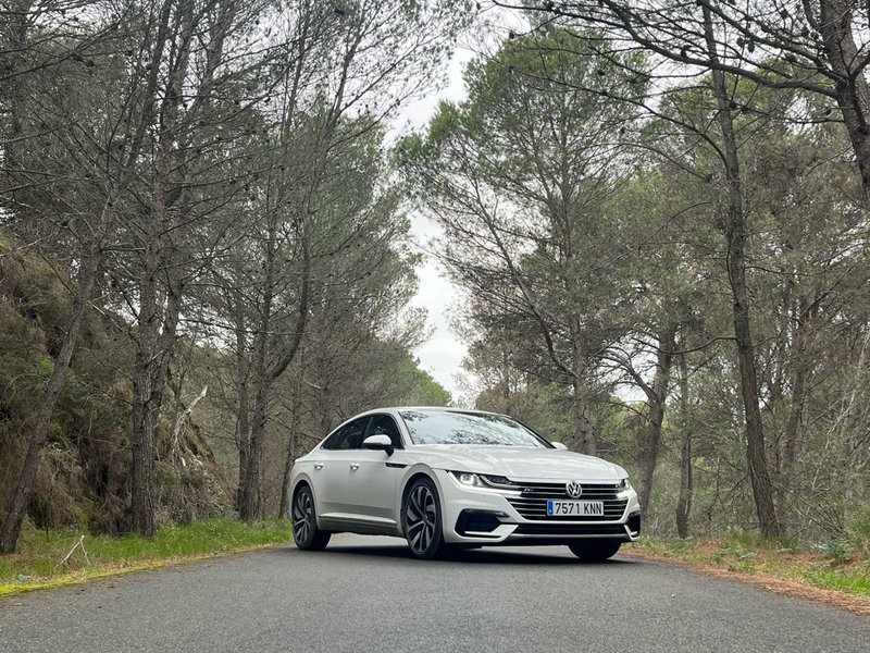 Volkswagen Arteon 2019 - foto 1