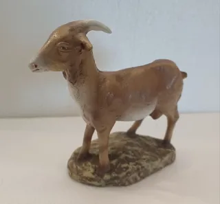Figura Belén Olot Cabra
