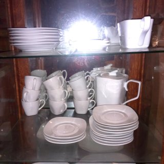 Juego platos porcelana blanca estilo bávaro