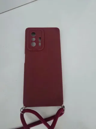 Custodia Xiaomi 11T con cordino Bordeaux