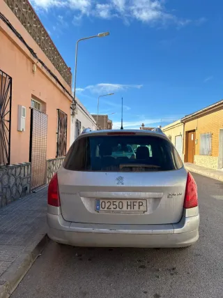 Peugeot 308 2011