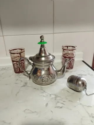 Tetera Marroquí Fátima + 2 Vasos + Bola
