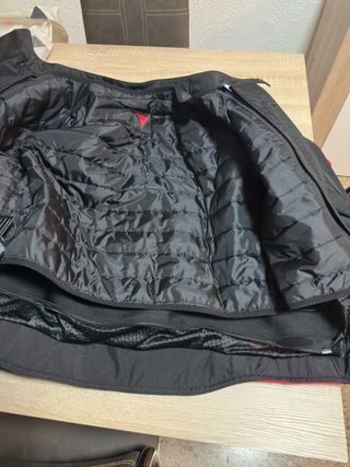 Chaqueta Dainese Avro D2 Negra/Roja