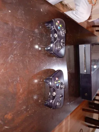 Xbox One Nero e Grigio
