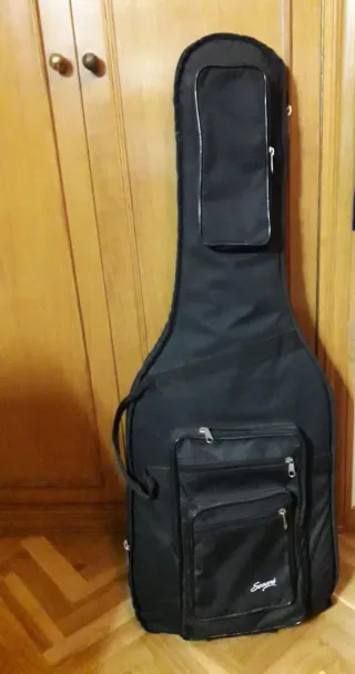 Bajo Eléctrico Yamaha Plateado