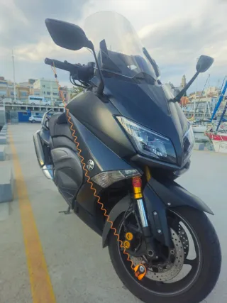 Yamaha TMAX 530 iron max