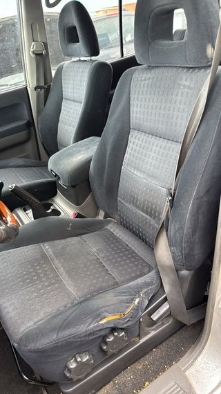 Mitsubishi Montero 2003