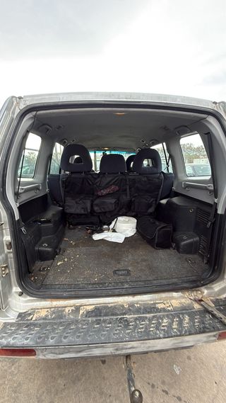 Mitsubishi Montero 2003