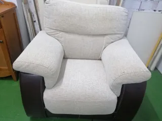 Sofá beige y marrón tela y piel