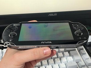 PS Vita 3G/Wifi Fat OLED 8GB Negra