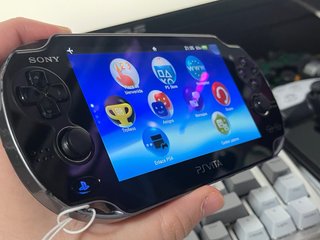 PS Vita 3G/Wifi Fat OLED 8GB Negra