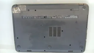 HP 256 G8 Portátil + Funda + cargador