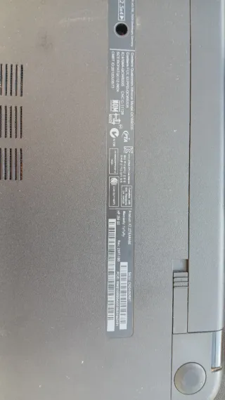 HP 256 G8 Portátil + Funda + cargador