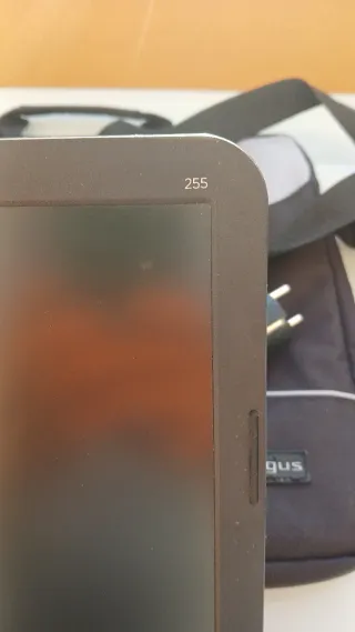 HP 256 G8 Portátil + Funda + cargador