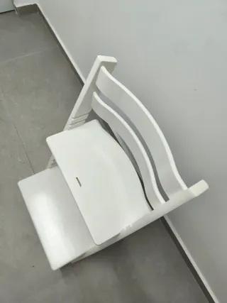 Trona Stokke Blanca. Precio negociable.