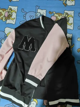 Chaqueta fina talla 13 sin estrenar