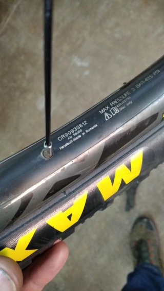 Rock Shox Reba 32 29"Boost recorrido 100mm.  Freno