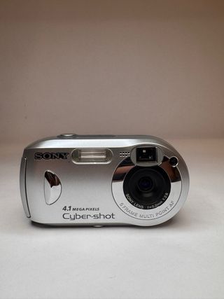 Cámara Digital Sony Cyber-shot DSC-P43