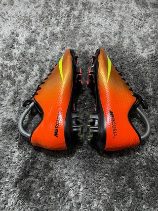 Nike Mercurial Victory IV FG