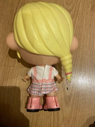 Muñeca Lucy Trotties