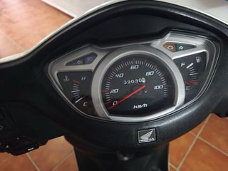 Honda 125cc Scooter Blanca
